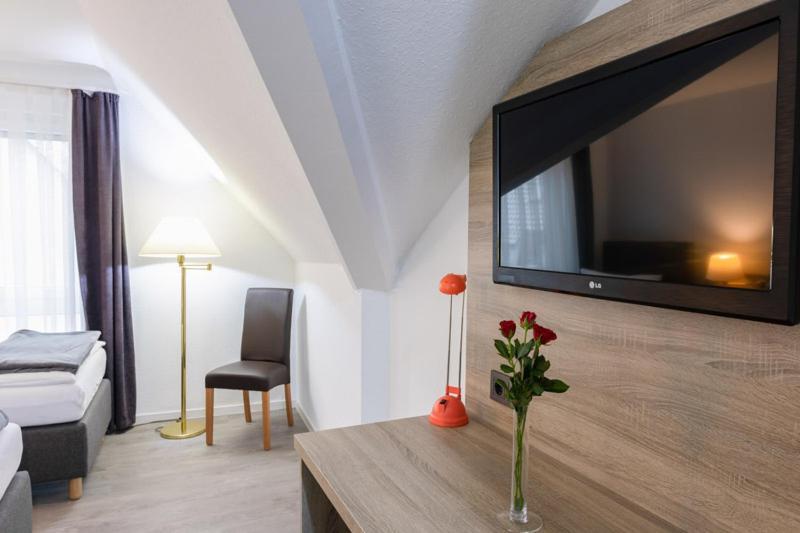 Hotel Freihof Штутгарт Экстерьер фото
